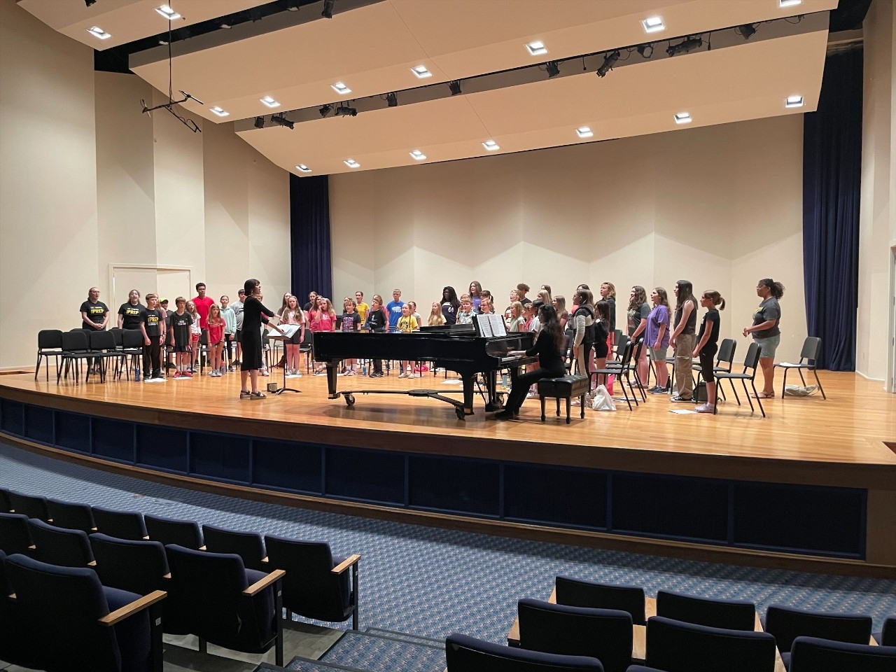 Youth Choir performance