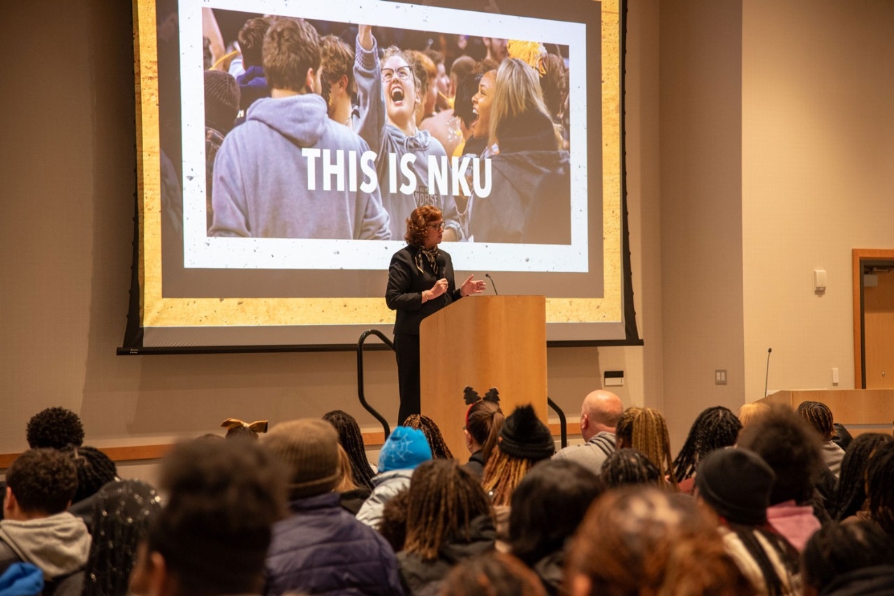 Dr. Cady Short-Thompson presenting to students