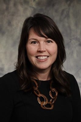 Dr. Bethany Bowling faculty headshot.