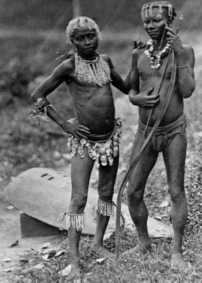 Two men of an unidentified northern tribe of Great Andamanese.